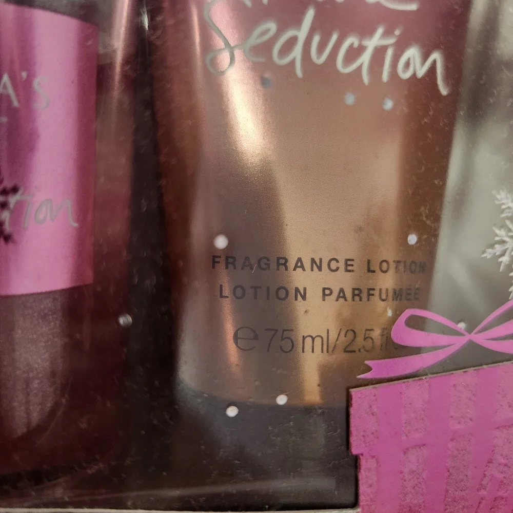 New Victoria's Secret Pure Seduction Set - Pink and Black